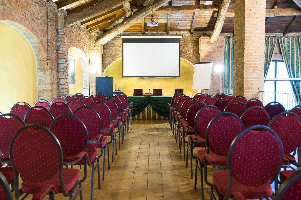 Location per eventi aziendali a Piacenza: Villa Costanza
